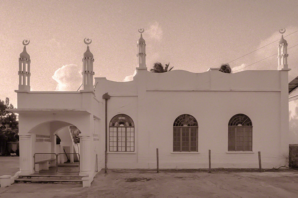 Madina Masjid on Sobers Lane 1976 h3-07-23