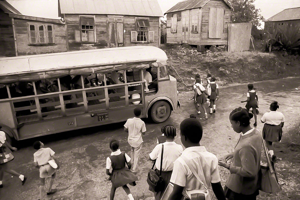 n6 1974 05 bus to school