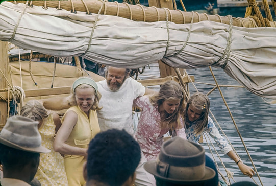 Thor Heyerdahl and family meet Barbadians from the deck of the Ra II.