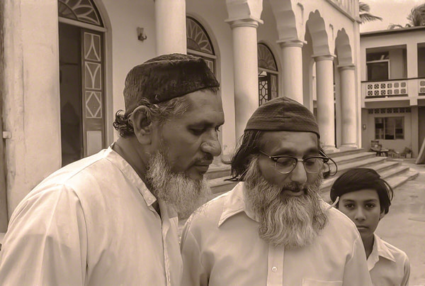 Muftis at Jumma Masjid 1976 h3-10-26
