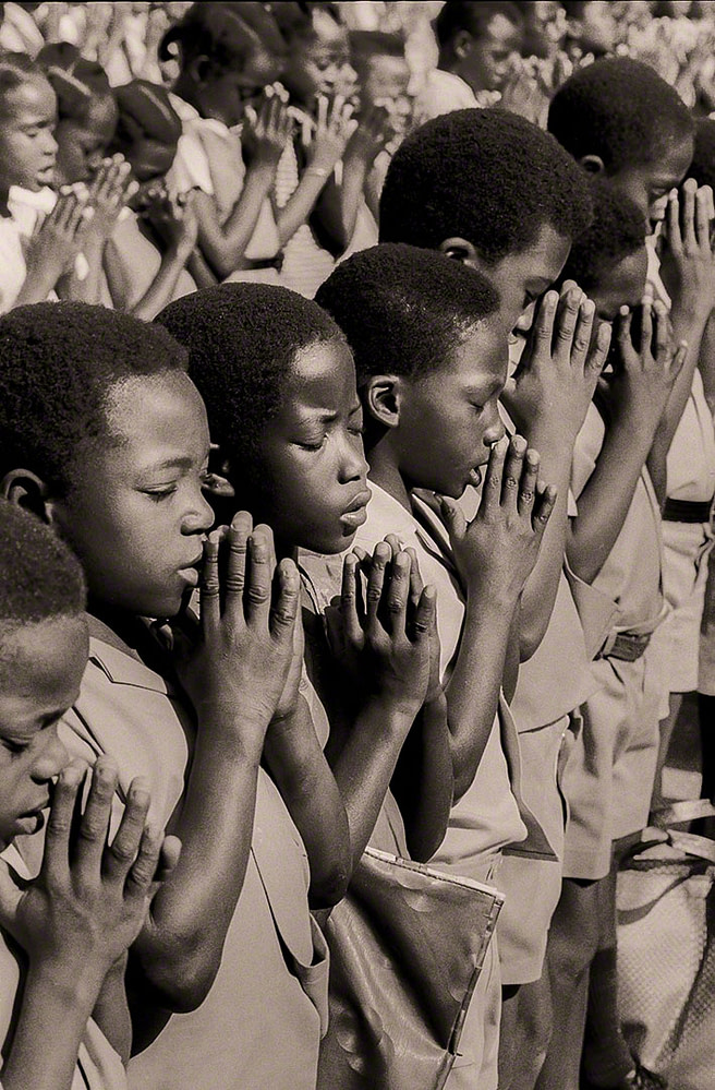 n4 1974 08 morning prayers st bernards primary school braggs hill 1974nov8th